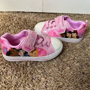 Toddler girl Disney princess light up Velcro shoes size 9